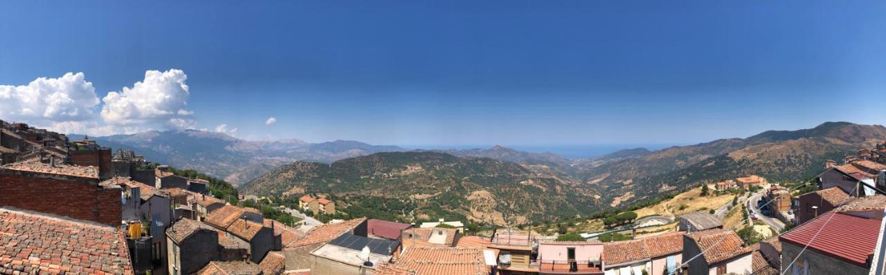 La Casa Della Nonna Villa San Mauro Castelverde Buitenkant foto